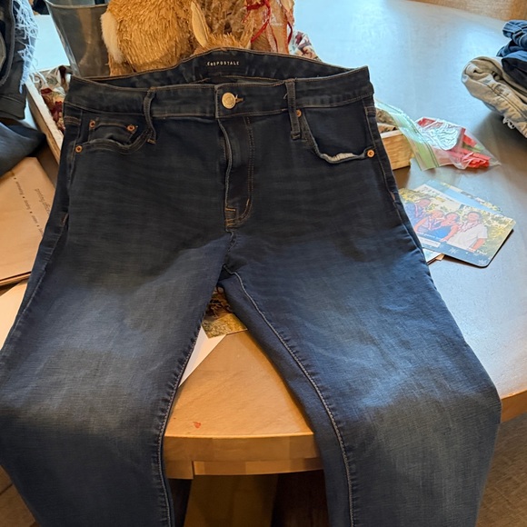 Maurices, American Eagle, Lee, Light Blue Distressed Skinny Jeans for Women - Picture 4 of 6